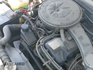 ✅ 1986 Nissan 720 • VIN: JN6ND06S6GW109456 • Lot: 42944828. Wystawiony na IAAI z przebiegiem 137 049 mil. Bezpłatny archiwum sprzedaży aukcyjnych z USA i szczegółowy raport historii pojazdu na DreamBid. Zdjęcie 19.