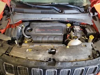 ✅ 2017 Jeep Compass Trailhawk • VIN: 3C4NJDDB6HT657650 • Lot: 86305415. Listed on Copart with 85,660 mi. Free auction sales archive from the USA and detailed vehicle history report at DreamBid. Image 16.