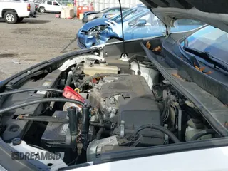 ✅ 2016 Toyota RAV4 XLE • VIN: JTMRFREV3GJ091302 • Лот: 43724907. Опубликован ранее на IAAI с пробегом 93 388 миль. Бесплатный доступ к архиву аукционных продаж из США и подробный отчёт об истории автомобиля на DreamBid. Изображение 19.