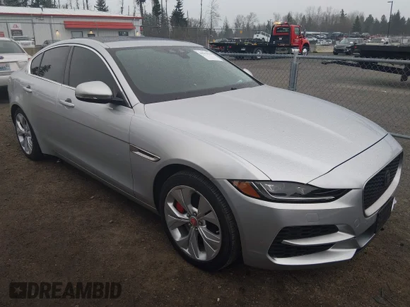 ✅ 2020 Jaguar XE S • VIN: SAJAJ4FX7LCP57754 • Lot: 44563218. Wystawiony na IAAI z przebiegiem 44 017 mil. Bezpłatny archiwum sprzedaży aukcyjnych z USA i szczegółowy raport historii pojazdu na DreamBid. Zdjęcie 1.