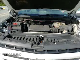 ✅ 2019 Chevrolet Silverado 1500 RST • VIN: 3GCUYEEDXKG104609 • Lot: 82207585. Wystawiony na Copart z przebiegiem 142 831 mil. Bezpłatny archiwum sprzedaży aukcyjnych z USA i szczegółowy raport historii pojazdu na DreamBid. Zdjęcie 15.