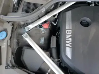 ✅ 2024 BMW X7 xDrive40i • VIN: 5UX23EM02R9S43257 • Lot: 90613175. Wystawiony na Copart z przebiegiem 30 303 mil. Bezpłatny archiwum sprzedaży aukcyjnych z USA i szczegółowy raport historii pojazdu na DreamBid. Zdjęcie 17.