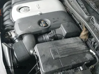 ✅ 2007 Volkswagen Rabbit • VIN: WVWDR71K47W166447 • Lot: 42362143. Wystawiony na IAAI z przebiegiem 143 689 mil. Bezpłatny archiwum sprzedaży aukcyjnych z USA i szczegółowy raport historii pojazdu na DreamBid. Zdjęcie 19.