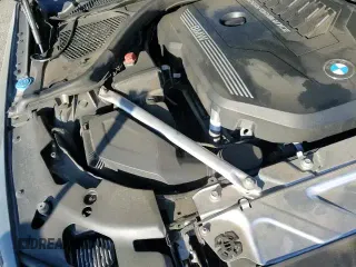 ✅ 2021 BMW 4 Series M440i xDrive • VIN: WBA13AR05MCF87613 • Lot: 71849675. Wystawiony na Copart z przebiegiem 41 418 mil. Bezpłatny archiwum sprzedaży aukcyjnych z USA i szczegółowy raport historii pojazdu na DreamBid. Zdjęcie 15.