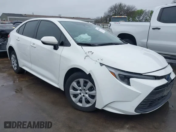 ✅ 2024 Toyota Corolla Hybrid SE • VIN: JTDBCMFE7R3045300 • Lot: 44563588. Wystawiony na IAAI z przebiegiem 25 591 mil. Bezpłatny archiwum sprzedaży aukcyjnych z USA i szczegółowy raport historii pojazdu na DreamBid. Zdjęcie 1.