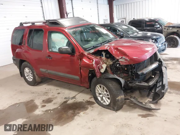 ✅ 2015 Nissan Xterra Pro-4X • VIN: 5N1AN0NW3FN651858 • Lot: 43670098. Wystawiony na IAAI z przebiegiem 185 872 mil. Bezpłatny archiwum sprzedaży aukcyjnych z USA i szczegółowy raport historii pojazdu na DreamBid. Zdjęcie 1.