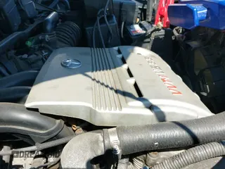 ✅ 2005 Toyota Highlander Limited • VIN: JTEEP21A050110621 • Lot: 43257193. Wystawiony na IAAI z przebiegiem 200 759 mil. Bezpłatny archiwum sprzedaży aukcyjnych z USA i szczegółowy raport historii pojazdu na DreamBid. Zdjęcie 14.