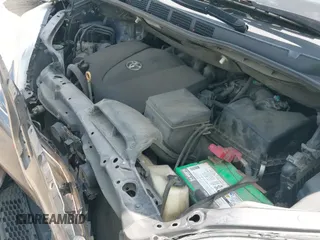 ✅ 2017 Toyota Sienna LE • VIN: 5TDKZ3DC5HS817123 • Lot: 43008162. Listed on IAAI with 202,986 mi. Free auction sales archive from the USA and detailed vehicle history report at DreamBid. Image 19.