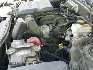 2011 Mercury Mariner Premier z VIN 4M2CN9HG8BKJ00403, wystawiony jako IAAI lot #42623296 z przebiegiem 197 304 mil mil oraz . Historia ofert i sprzedaży dostępna na DreamBid. Obrazek 12.