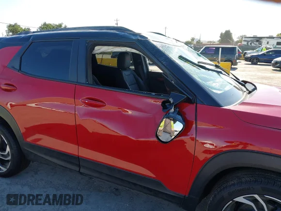 ✅ 2026 Chevrolet TrailBlazer RS • VIN: KL79MUSL4TB113837 • Lot: 45389570. Wystawiony na IAAI z przebiegiem 11 022 mil. Bezpłatny archiwum sprzedaży aukcyjnych z USA i szczegółowy raport historii pojazdu na DreamBid. Zdjęcie 16.