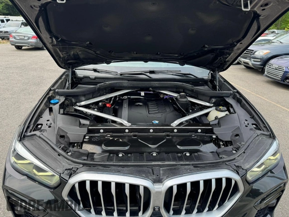✅ 2021 BMW X6 sDrive40i • VIN: 5UXCY4C06M9F32770 • Lot: 70445315. Wystawiony na Copart z przebiegiem 96 726 mil. Bezpłatny archiwum sprzedaży aukcyjnych z USA i szczegółowy raport historii pojazdu na DreamBid. Zdjęcie 8.