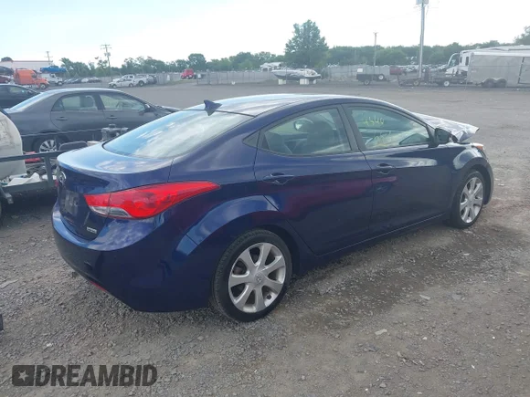 ✅ 2012 Hyundai Elantra GLS • VIN: 5NPDH4AE9CH091014 • Lot: 45406503. Wystawiony na IAAI z przebiegiem 49 552 mil. Bezpłatny archiwum sprzedaży aukcyjnych z USA i szczegółowy raport historii pojazdu na DreamBid. Zdjęcie 4.