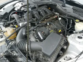 ✅ 2017 Ford Mustang V6 • VIN: 1FA6P8AM2H5208682 • Lot: 42358650. Wystawiony na IAAI z przebiegiem 93 945 mil. Bezpłatny archiwum sprzedaży aukcyjnych z USA i szczegółowy raport historii pojazdu na DreamBid. Zdjęcie 20.