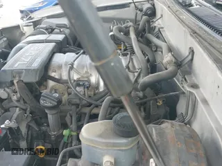 ✅ 2001 Toyota Sequoia SR5 • VIN: 5TDZT34A41S019250 • Lot: 42373318. Listed on IAAI with 242,933 mi. Free auction sales archive from the USA and detailed vehicle history report at DreamBid. Image 20.