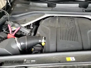 ✅ 2024 Land Rover Range Rover SE • VIN: SALKP9E91RA211708 • Lot: 51452395. Wystawiony na Copart z przebiegiem 18 211 mil. Bezpłatny archiwum sprzedaży aukcyjnych z USA i szczegółowy raport historii pojazdu na DreamBid. Zdjęcie 17.