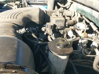 ✅ 1997 Ford F-150 • VIN: 1FTDF18W0VLB90127 • Lot: 41882158. Wystawiony na IAAI z przebiegiem 376 098 mil. Bezpłatny archiwum sprzedaży aukcyjnych z USA i szczegółowy raport historii pojazdu na DreamBid. Zdjęcie 12.