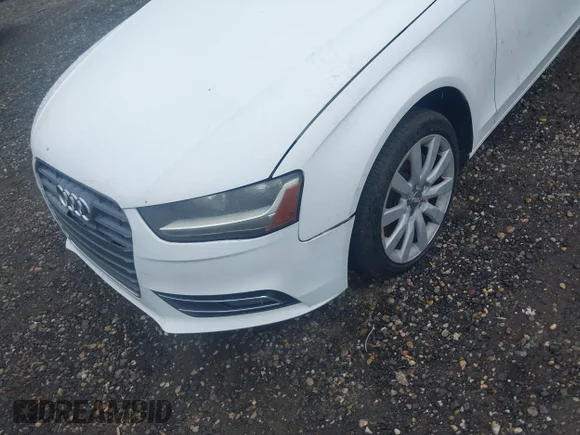 ✅ 2014 Audi A4 Premium • VIN: WAUDFAFL9EN014428 • Лот: 45129234. Опубліковано раніше на IAAI з пробігом Не вказано. Безкоштовний доступ до архіву аукціонних продажів зі США та докладний звіт про історію автомобіля на DreamBid. Зображення 6.