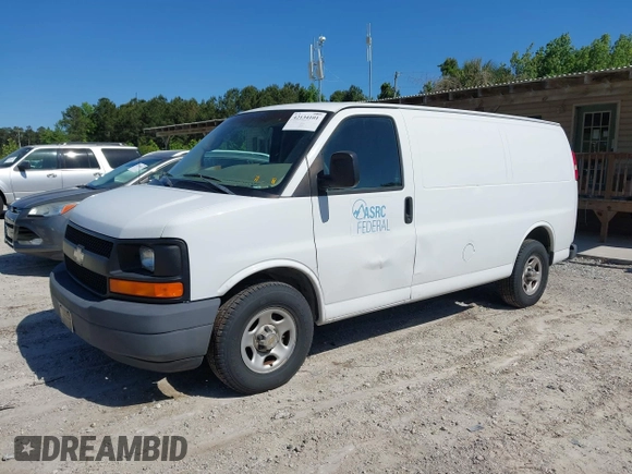 ✅ 2004 Chevrolet Express Cargo • VIN: 1GCFG15T141189899 • Lot: 42134101. Wystawiony na IAAI z przebiegiem 191 632 mil. Bezpłatny archiwum sprzedaży aukcyjnych z USA i szczegółowy raport historii pojazdu na DreamBid. Zdjęcie 2.