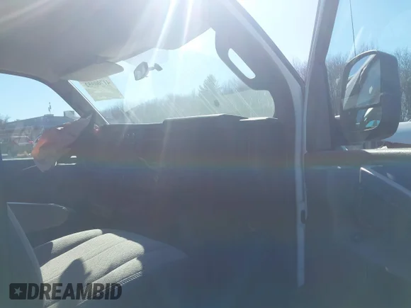 ✅ 2017 GMC Savana Cargo • VIN: 1GTW7AFF0H1907523 • Лот: 41700952. Опубликован ранее на IAAI с пробегом 127 168 миль. Бесплатный доступ к архиву аукционных продаж из США и подробный отчёт об истории автомобиля на DreamBid. Изображение 5.