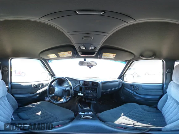 ✅ 2002 Chevrolet Blazer LS • VIN: 1GNDT13W12K233396 • Лот: 44877321. Опубліковано раніше на IAAI з пробігом 144 033 миль. Безкоштовний доступ до архіву аукціонних продажів зі США та докладний звіт про історію автомобіля на DreamBid. Зображення 18.