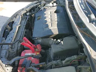 ✅ 2009 Toyota Corolla • VIN: 1NXBU40E09Z133679 • Lot: 43335800. Wystawiony na IAAI z przebiegiem 224 036 mil. Bezpłatny archiwum sprzedaży aukcyjnych z USA i szczegółowy raport historii pojazdu na DreamBid. Zdjęcie 12.