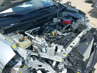 ✅ 2025 Mitsubishi Outlander SE • VIN: JA4J3VA87SZ044356 • Lot: 43061198. Wystawiony na IAAI z przebiegiem 1 151 mil. Bezpłatny archiwum sprzedaży aukcyjnych z USA i szczegółowy raport historii pojazdu na DreamBid. Zdjęcie 21.