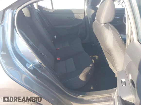 ✅ 2025 Nissan Sentra SV • VIN: 3N1AB8CV9SY312138 • Lot: 44114972. Wystawiony na IAAI z przebiegiem 24 873 mil. Bezpłatny archiwum sprzedaży aukcyjnych z USA i szczegółowy raport historii pojazdu na DreamBid. Zdjęcie 8.