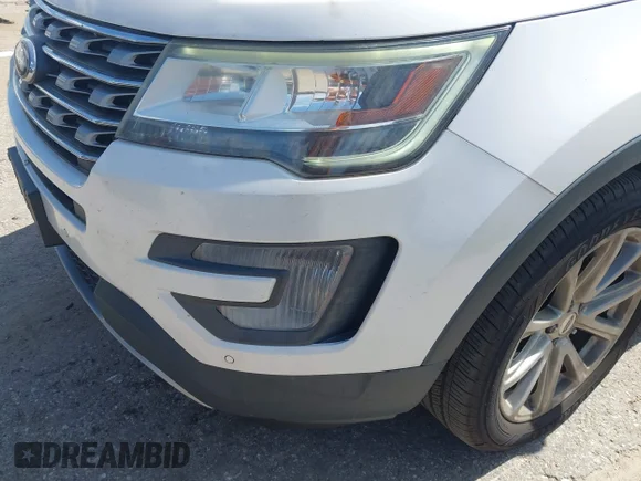 ✅ 2017 Ford Explorer Limited • VIN: 1FM5K8F85HGC39151 • Lot: 45592032. Wystawiony na IAAI z przebiegiem 181 489 mil. Bezpłatny archiwum sprzedaży aukcyjnych z USA i szczegółowy raport historii pojazdu na DreamBid. Zdjęcie 6.