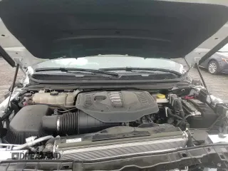 ✅ 2023 Jeep Wagoneer • VIN: 1C4SJSAP4PS560552 • Lot: 47590425. Wystawiony na Copart z przebiegiem 6 382 mil. Bezpłatny archiwum sprzedaży aukcyjnych z USA i szczegółowy raport historii pojazdu na DreamBid. Zdjęcie 14.