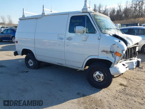 ✅ 1992 Chevrolet G10 • VIN: 2GCDG15H8N4138915 • Lot: 41657078. Listed on IAAI with 60,051 mi. Free auction sales archive from the USA and detailed vehicle history report at DreamBid. Image 1.