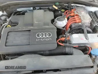 ✅ 2017 Audi A3 Prestige • VIN: WAUSPBFF7HA129898 • Lot: 80394605. Wystawiony na Copart z przebiegiem 52 915 mil. Bezpłatny archiwum sprzedaży aukcyjnych z USA i szczegółowy raport historii pojazdu na DreamBid. Zdjęcie 14.