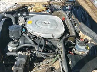 ✅ 1988 Mercedes-Benz 420 SEL • VIN: WDBCA35DXJA370020 • Lot: 41464756. Wystawiony na IAAI z przebiegiem 110 166 mil. Bezpłatny archiwum sprzedaży aukcyjnych z USA i szczegółowy raport historii pojazdu na DreamBid. Zdjęcie 12.