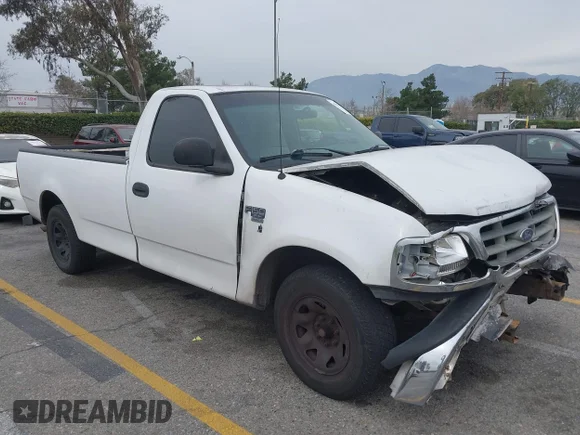 ✅ 2001 Ford F-150 XL • VIN: 2FTPF17ZX1CA81347 • Lot: 44357119. Listed on IAAI with 129,104 mi. Free auction sales archive from the USA and detailed vehicle history report at DreamBid. Image 1.