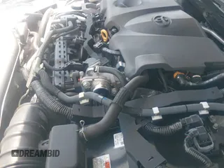 2022 Toyota Camry Hybrid LE z VIN 4T1C31AK8NU579485, wystawiony jako IAAI lot #42881151 z przebiegiem 30 938 mil mil oraz . Historia ofert i sprzedaży dostępna na DreamBid. Obrazek 18.