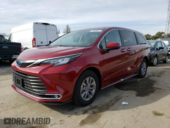 ✅ 2022 Toyota Sienna XLE • VIN: 5TDYSKFC3NS064905 • Lot: 37640823. Wystawiony na Copart z przebiegiem 4 906 mil. Bezpłatny archiwum sprzedaży aukcyjnych z USA i szczegółowy raport historii pojazdu na DreamBid. Zdjęcie 1.