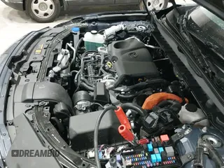 ✅ 2025 Mazda CX-50 Hybrid Premium Plus Package • VIN: 7MMVAAEW1SN102161 • Lot: 41846324. Wystawiony na IAAI z przebiegiem 2 793 mil. Bezpłatny archiwum sprzedaży aukcyjnych z USA i szczegółowy raport historii pojazdu na DreamBid. Zdjęcie 20.