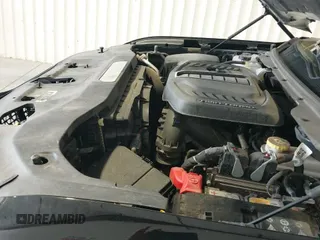 ✅ 2024 Jeep Grand Wagoneer • VIN: 1C4SJSEP4RS106878 • Lot: 42820314. Wystawiony na IAAI z przebiegiem 62 546 mil. Bezpłatny archiwum sprzedaży aukcyjnych z USA i szczegółowy raport historii pojazdu na DreamBid. Zdjęcie 20.