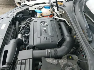 ✅ 2015 Volkswagen Passat SE • VIN: 1VWBS7A37FC095181 • Lot: 42459088. Wystawiony na IAAI z przebiegiem 133 173 mil. Bezpłatny archiwum sprzedaży aukcyjnych z USA i szczegółowy raport historii pojazdu na DreamBid. Zdjęcie 20.