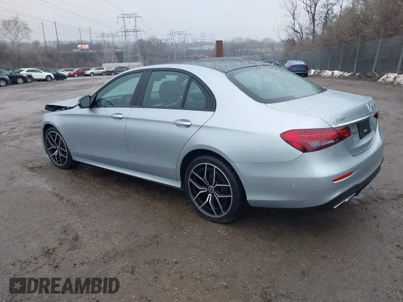 ✅ 2021 Mercedes-Benz E 350 • VIN: W1KZF8EB6MA950674 • Lot: 44527193. Wystawiony na IAAI z przebiegiem 44 072 mil. Bezpłatny archiwum sprzedaży aukcyjnych z USA i szczegółowy raport historii pojazdu na DreamBid. Zdjęcie 3.
