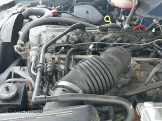 ✅ 1990 Jeep Cherokee • VIN: 1J4FJ28L6LL101719 • Lot: 42268252. Listed on IAAI with 228,937 mi. Free auction sales archive from the USA and detailed vehicle history report at DreamBid. Image 12.