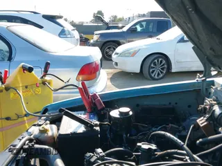 ✅ 1993 Nissan Hardbody • VIN: 1N6HD16S8PC402991 • Lot: 42967144. Wystawiony na IAAI z przebiegiem 215 021 mil. Bezpłatny archiwum sprzedaży aukcyjnych z USA i szczegółowy raport historii pojazdu na DreamBid. Zdjęcie 12.