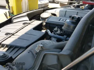 ✅ 2006 BMW 3 Series 325i • VIN: WBAVB17556NK32271 • Lot: 42638675. Listed on IAAI with 178,290 mi. Free auction sales archive from the USA and detailed vehicle history report at DreamBid. Image 12.