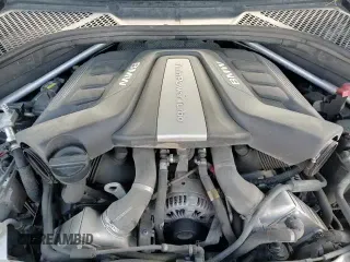 ✅ 2017 BMW X5 xDrive50i • VIN: 5UXKR6C3XH0J84929 • Lot: 64550565. Listed on Copart with 118,674 mi. Free auction sales archive from the USA and detailed vehicle history report at DreamBid. Image 14.