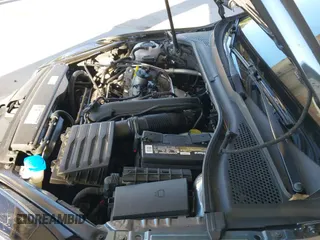 ✅ 2019 Volkswagen Golf S • VIN: 3VWW57AU8KM030527 • Lot: 43440363. Wystawiony na IAAI z przebiegiem 62 282 mil. Bezpłatny archiwum sprzedaży aukcyjnych z USA i szczegółowy raport historii pojazdu na DreamBid. Zdjęcie 19.