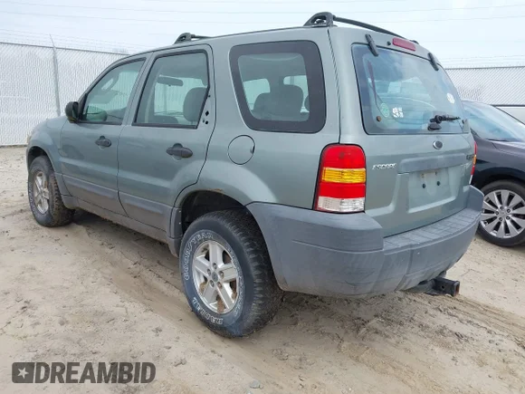 ✅ 2006 Ford Escape XLS • VIN: 1FMYU02Z76KA05871 • Лот: 44128704. Опубліковано раніше на IAAI з пробігом 255 648 миль. Безкоштовний доступ до архіву аукціонних продажів зі США та докладний звіт про історію автомобіля на DreamBid. Зображення 3.