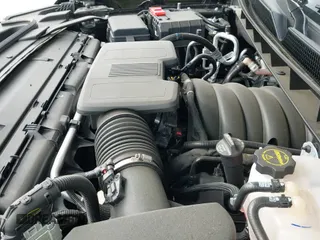 ✅ 2024 GMC Yukon AT4 • VIN: 1GKS2CKD0RR389126 • Lot: 42248284. Listed on IAAI with 3,190 mi. Free auction sales archive from the USA and detailed vehicle history report at DreamBid. Image 20.