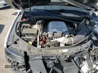 ✅ 2018 Jeep Grand Cherokee Trackhawk • VIN: 1C4RJFN93JC254106 • Лот: 67853135. Опубликован ранее на Copart с пробегом 20 393 миль. Бесплатный доступ к архиву аукционных продаж из США и подробный отчёт об истории автомобиля на DreamBid. Изображение 15.