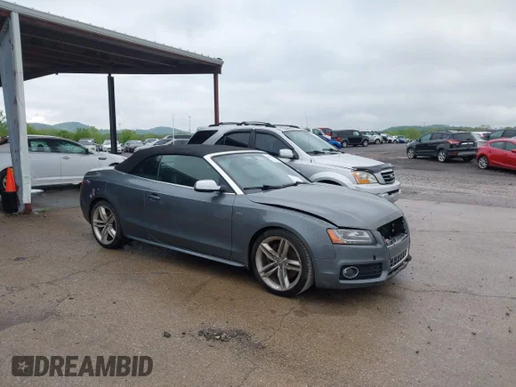 ✅ 2012 Audi S5 Premium Plus • VIN: WAUCGAFH6CN003386 • Lot: 42080894. Listed on IAAI with 144,873 mi. Free auction sales archive from the USA and detailed vehicle history report at DreamBid. Image 1.