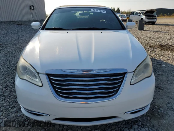 ✅ 2012 Chrysler 200 Touring • VIN: 1C3BCBEBXCN218867 • Лот: 78147974. Опубліковано раніше на Copart з пробігом 171 623 миль. Безкоштовний доступ до архіву аукціонних продажів зі США та докладний звіт про історію автомобіля на DreamBid. Зображення 5.