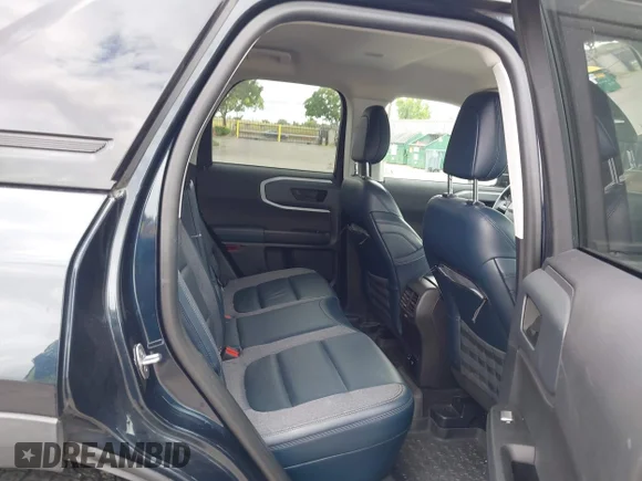 ✅ 2021 Ford Bronco Sport Outer Banks • VIN: 3FMCR9C64MRB00014 • Lot: 45207884. Wystawiony na IAAI z przebiegiem 30 054 mil. Bezpłatny archiwum sprzedaży aukcyjnych z USA i szczegółowy raport historii pojazdu na DreamBid. Zdjęcie 8.